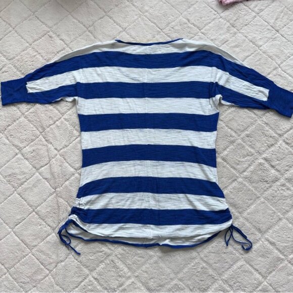 Torrid | Blue and White Stripe Ruched Side Pullover | Size 2 - Picture 3 of 8